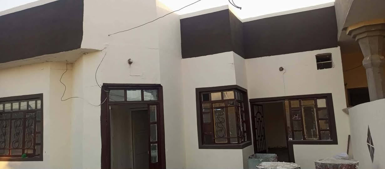 الدار للبيع الموقع الخلف الخضر
المساحة 250
سقف ثانوي مجاري كامل وماء بس تسكن 
يبعد عن الشارع الصب 50 متر
السعر 35 
الاستفسار اتصل على الرقم او تعال خاص 
***********
