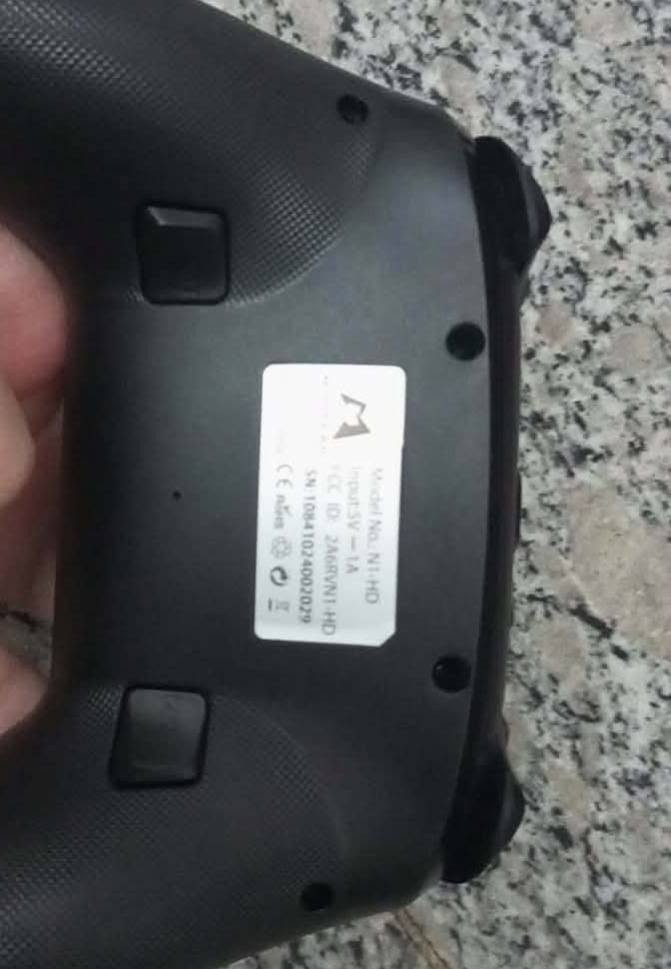 أبرز المواصفات والميزاتMOBAPAD N1 HD
أزرار سيليكون سائل: تمنحك ضغطات ناعمة ومريحة ومقاومة للتآكل.

عصا تحكم هول المغناطيسية: تمنع الانحراف التلقائي (Drift) وتدوم طويلاً.

محركات خطية عالية الدقة: لتقديم اهتزاز واقعي وتفاعلي (HD Linear Motors).

مستشعر حركة سداسي المحاور: يدعم التحكم عبر الإمالة والتوجيه (Six-Axis).

تقنية NFC: تتيح الاتصال السريع ودعم مسح دمى الـ Amiibo.
سعر 45شامل توصيل مكاني بغداد اعتماد 5اسيا


**إذا كنت صاحب هذا الإعلان وتريد حذفه لأي سبب، رجاءا أرسل رسالة إلى الدعم الفني**