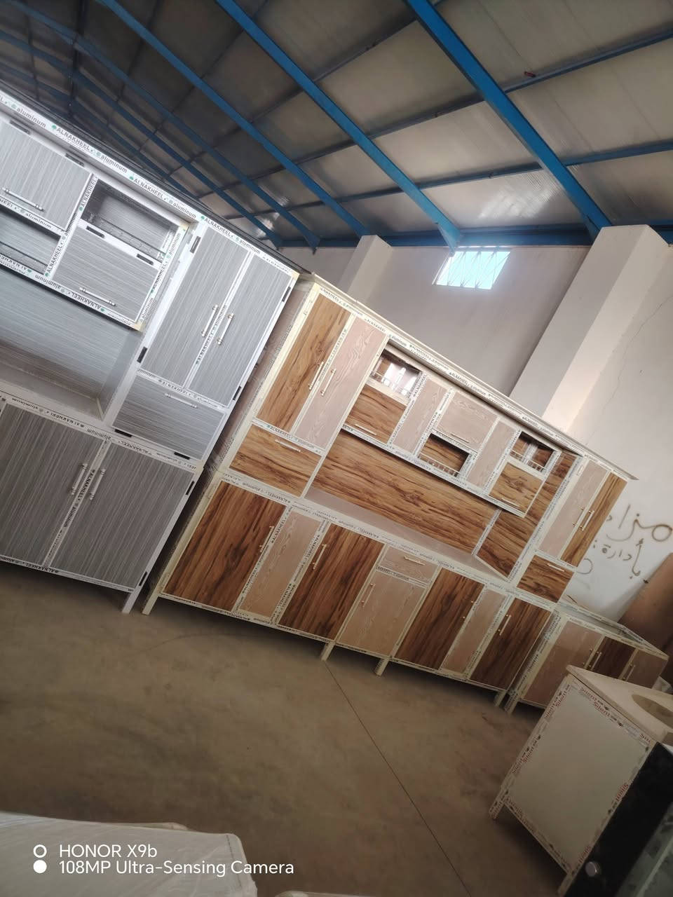 كاونترات جديد كلمن وسعره مكان ديالى خالص هبهب عرب شوكة قرب خويلص مقابيل محطة وقود جوهرة الفؤاد الشري يتصل *********** *********** يوجد توصيل بكروة
