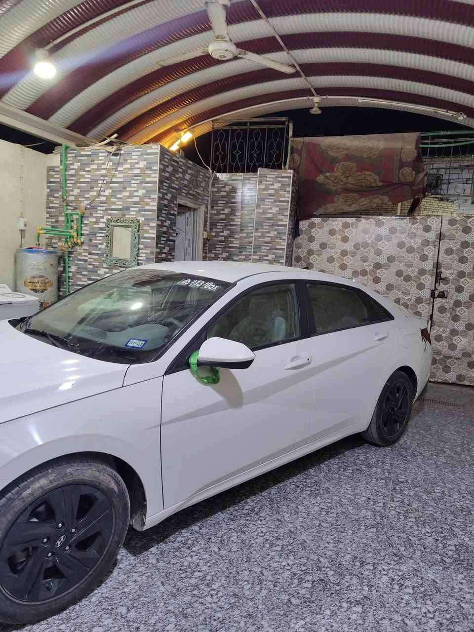 بيت للبيع في التضحية حي الأمن الداخلي قرب مدرسه البقاع مساحه 160متر طابق واحد سعر 125 وبي مجال ***********
