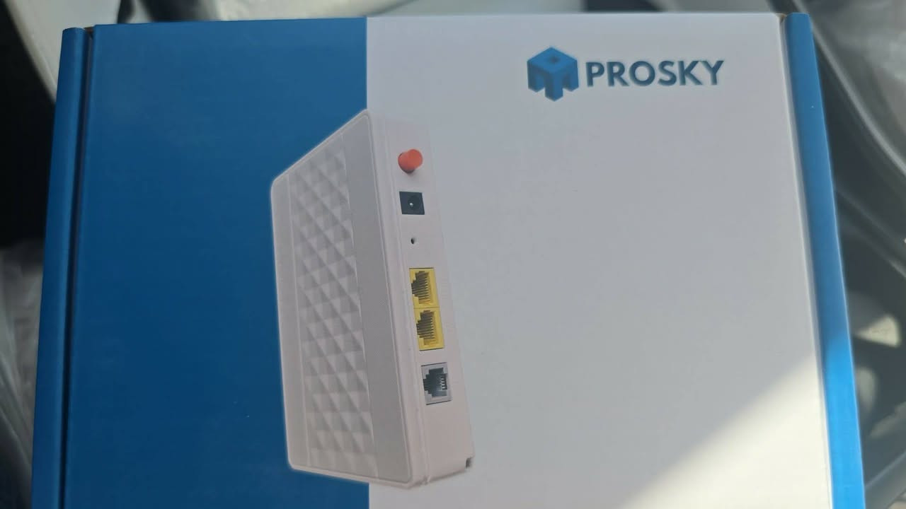 📢 تنبيه مهم لمستخدمي الإنترنت في الديوانية
إذا كان الإنترنت عندك ضعيف ❌
أو التصفح بطيء ❌
أو الألعاب تقطع ❌
فالسبب غالباً التحويلة القديمة الموجودة في بيتك.
⚠️ أغلب التحويلات القديمة الموجودة بالسوق
تم تصنيعها قبل 2016 وجودتها ضعيفة، ومصنوعة بطريقة رخيصة، لذلك:
❌ ما تتحمل السرعات الجديدة
❌ تسبب تقطيع بالإنترنت
❌ ما تدعم الميكات الحديثة
❌ تقلل من قوة الإنترنت داخل البيت
✅ الحل بسيط:
استبدل التحويلة القديمة بـ تحويلات الي تدعم واحد كيكا  الحديثة 
المتوفرة الآن:
🔹 تحويلة PRosky
تعمل على شبكة بلدي الشموخ
🔹 تحويلة Nexxt
تعمل على المشروع الوطني
🔥 مميزات التحويلات الحديثة:
✔️ تدعم السرعات العالية
✔️ مناسبة للألعاب الأونلاين 🎮
✔️ تعطي إنترنت ثابت بدون تقطيع
✔️ أفضل للتصفح وتحميل الفيديوهات
✔️ تتحمل الميكات الجديدة في السايبر
📍 المكان:
مكتب الدقة – الديوانية
العروبة مجاور اللحوم الحمراء
📞 للاستفسار:
***********
⚡ بدل تحويلتك القديمة اليوم واستمتع بإنترنت سريع وثابت.
