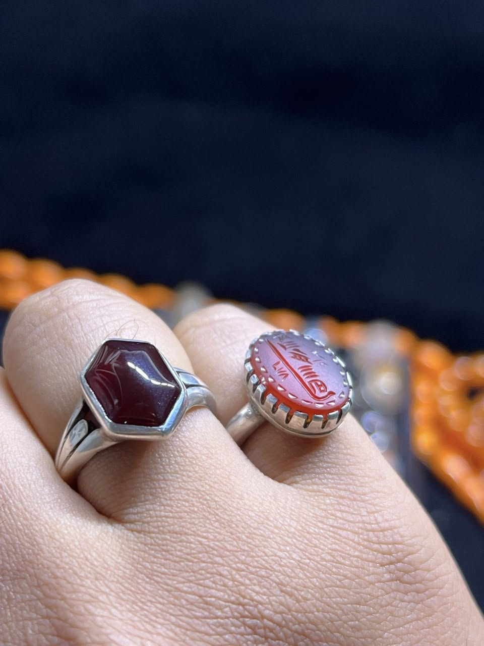 خاتم عقيق يماني 

صياغة ملائي

الشراي***********

المكان بغداد حي اور
