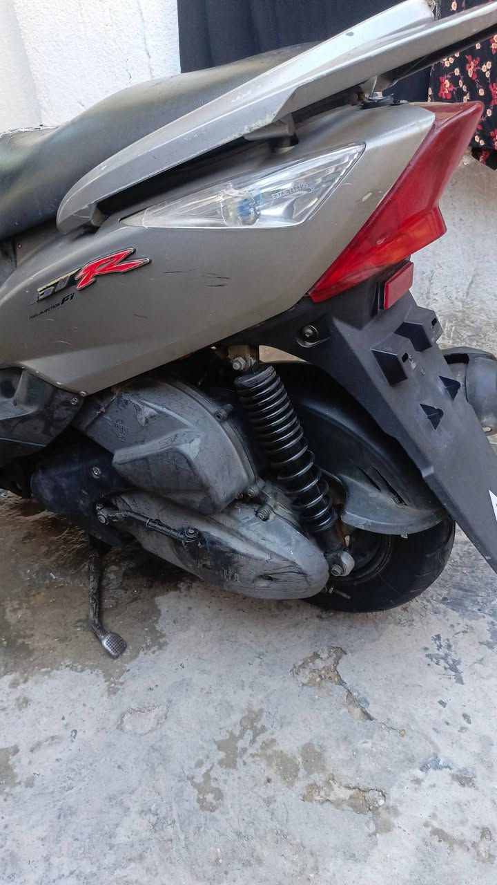 سلام عليكم دراجة ماكس ثعلب GTR 140 للبيع او مراوس دراجة كاملة اي نقص مابيهة دراجة مكينة خرسة دبلات بلادي تيرات جدد شلعة ومعدل مالهة يخبل كهربائيات كاملة المكان بغداد دورة المكانيك سعر 475 وبيهة مجال وهاذة رقمي *********** وبي وتساب
