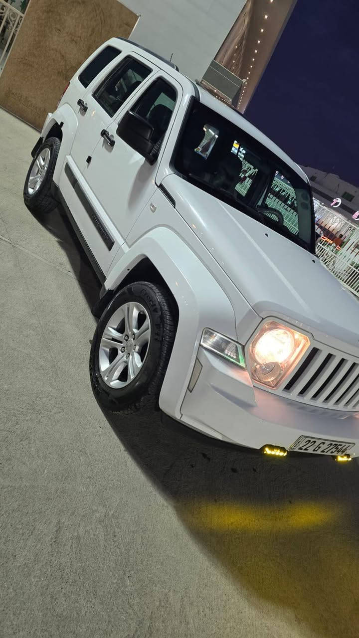 جيب ليبرتي موديل 2012
خـلـيـجـي شركة نيڤا كفاله عامه 
فول مواصفات فتحه سقف تحكم ستيرن كروز سرعه فور ويل اوتو شاشه جبيره قلاب سماعه دمام 
كامره خلفيه حساسات قماره شامو داخل نضيف 100٪ سياره على وضع شركه مابيها نقص ابد محرك وكير وحداديه وتخم تاير جديد نصبتها احله من صور رقم اربيل دولي جديد هزه جديده تحويل وكاله حاضر مكان السياره البصرة 
السعر 125 وبيها مجال للشراي
*********** اتصال + واتساب
