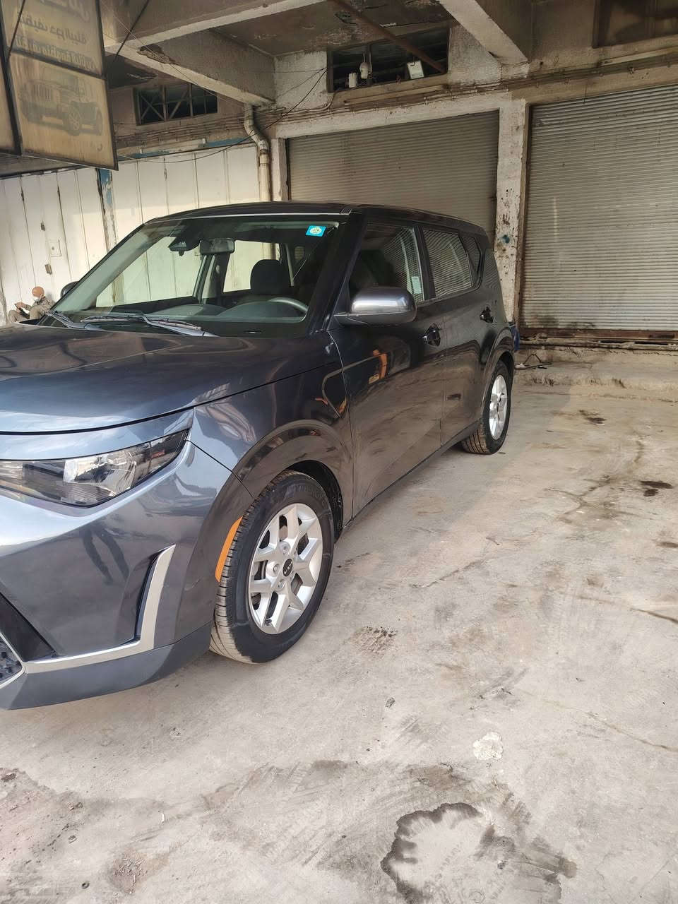 سلام عليكم صول ٢٣ وارد أمريكي حادث مبدل لغد صفحت سايق وسياره بس جاملغ مبدل صفحت سايق يعني بيه صبغ بس قطعتين بنيد وجاملغ بس رقم بغداد بسمي سعر 140 ورقه وبيه مجال.. *********** ارباك ستيرن وبرده فقط
