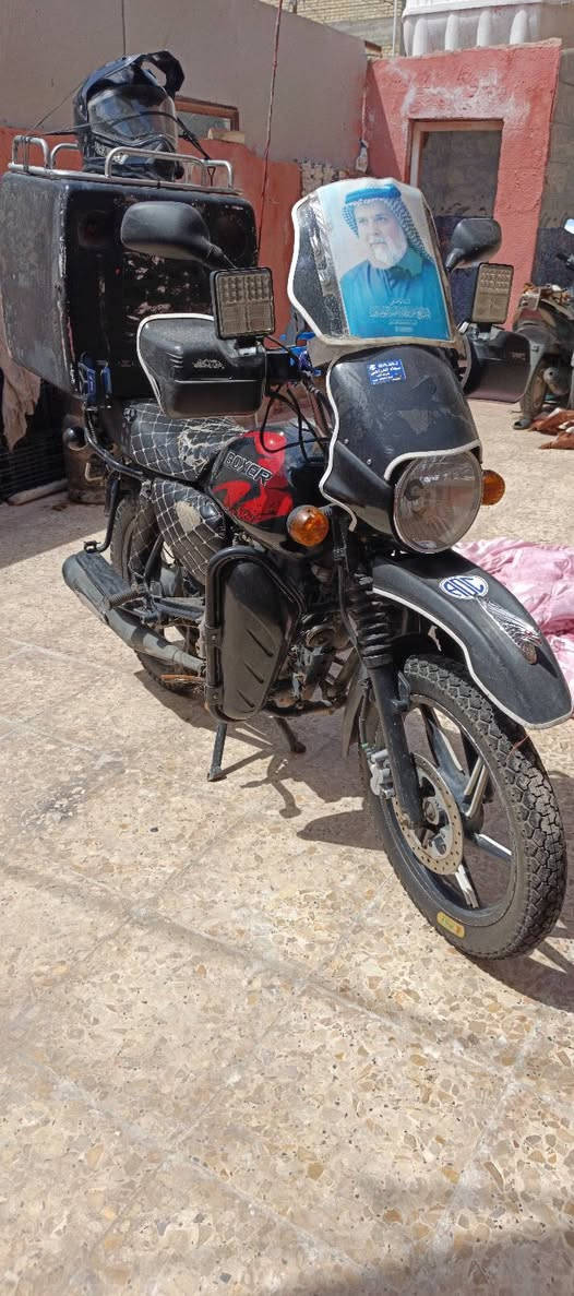 سلام عليكم( اقره المنشور كله يلا تخابرني) 
((((فقط اتصال مموجود مازنجر))))
***********//***********
بوكسر موديل ٢٢ سعر مليون قفل بدون عملة عندي ضرف وضطريت ابيعها
الاض
1 جامه ربع 
2بلوجكتر عدد ٣ ثنين اماميات و واحد خلفي (دكمة وحدها) 
3 شاحنه 
4 بوري ستان
5 ستان تلفون اصلي حديد ثقيل
6 سستم سماعات
7 ستاند بطل عدد ثنين 
8 سبياية فوك صندوك
9صندوك جبير 
10 جنطة جلد صفح
11 جنطة مال رجل 
12خوذة قفاز افجي
13هورن تك كوستر 
14درع ابو الجيوب 
انتباه!!!!!
الدراجة مرقمة بس سنويتها ضايعه وصارت مشكلة بيني وبين صاحب السنوية عندي وكالة من يمه اتكفل سرقة وعشائر انطيك رقم الولد بس ماتكفل يحول يكمل معاملتها انته ويا اني ابيع كوم حديد (((((( كووم حديد )))))
