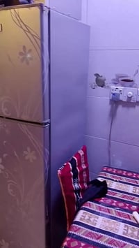 ثلاجة • للبيع