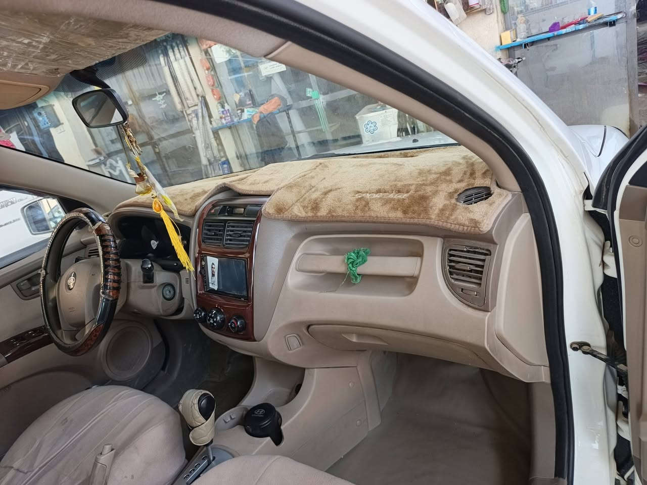 السلام عليكم
سبورتج ٢٠١٠ خليجي مكفولة رقم أربيل دولي باسمي
محرك ٢٠٠٠ كير تبريد حدادية تخم تاير مكفول
للاستفسار ***********
بابل الإسكندرية 
السعر ١٢٥
