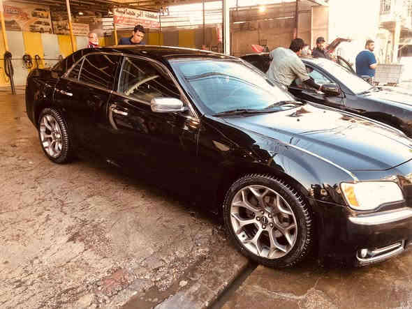 سلام عليكم اوباما للبيع موديل 2012 محرك6سلندر وكير طياره رقم سليمانيه منضومه بانزين وحداديه وتايرات جدد لايت زينون السياره داخله كلين بيها بالعراق داير خلفي مال جاملغ ورصعات خفيفه صورة السونر بل منشور تبريد ثلج سياره جديده مال جناي مامشتغل على الخط ماشيه 197 سنويه بسمي شرط التحويل مكاني بغداد حي الكراد مدينة الصدر الاتصال *********** السعر180وبيها مجال
