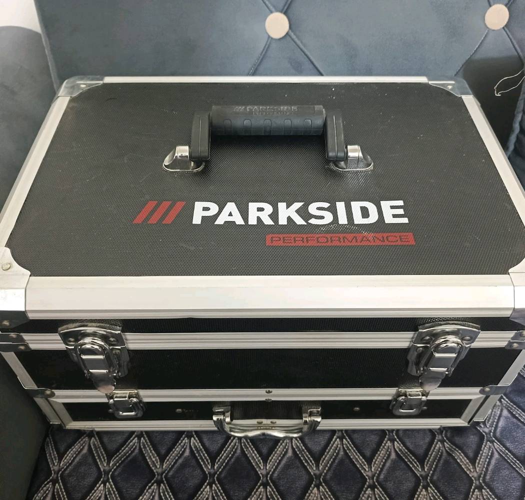 سلام عليكم 
دريل بريك سايد للبيع 
معه كامل الملحقات