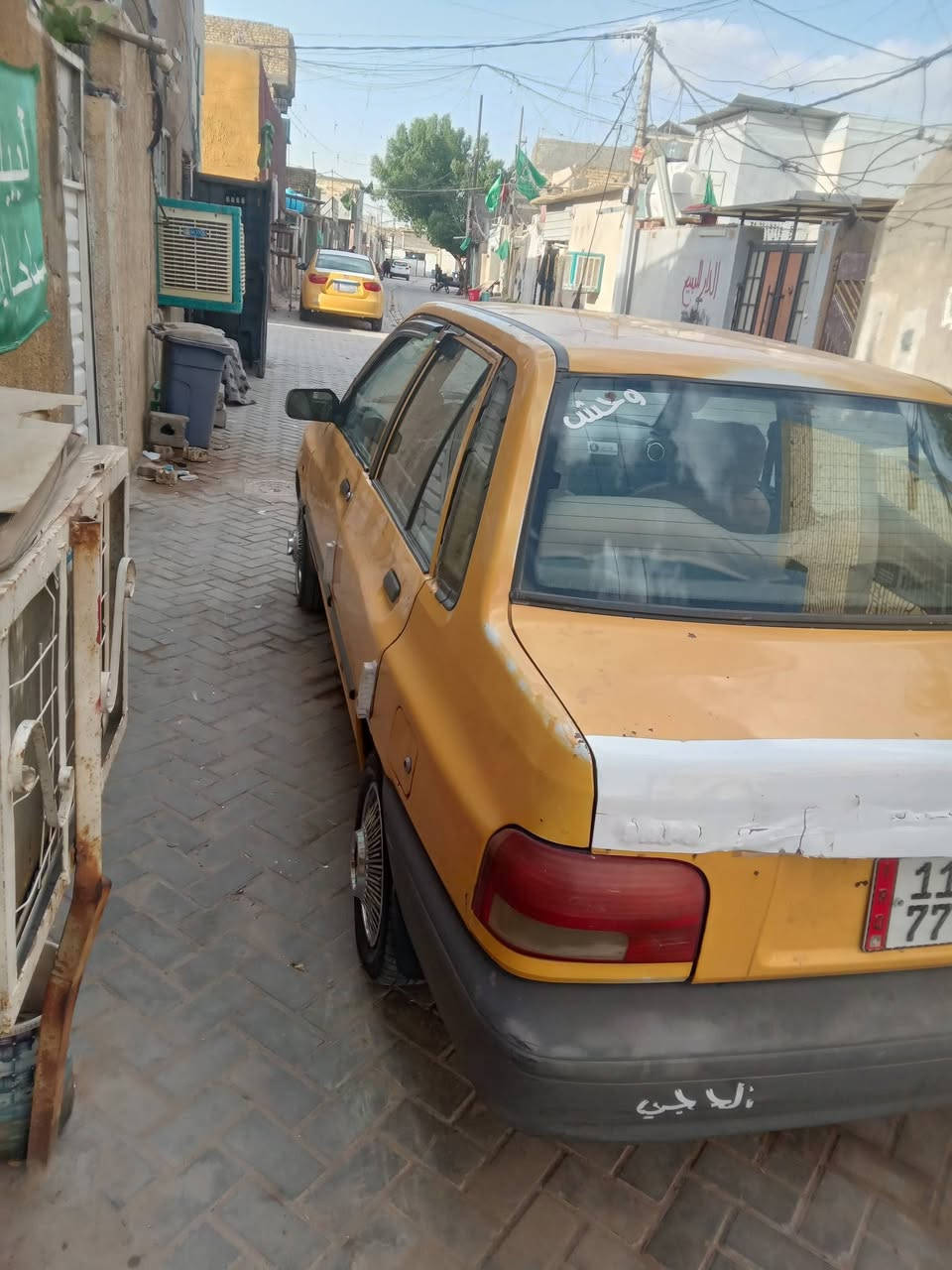 سلام عليكم سايبه لبيع رقم بغداد موديل ١٣بسمي مكينه وكير خير من الله سعر 25 وبيه مجال قليل رقم لهاتف ***********
