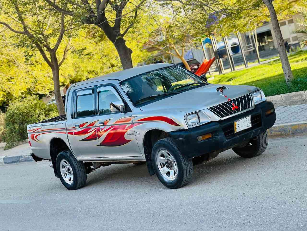 مستبوشي فورويل مديل 2004 سعر  58  وبيه مجال للاستفسار الاتصال ***********  مكفولة ضربه وتبديل سياره جديده  وجاهزه وأي نقص مابيهه مكينه  فيفتي كير وتماتيك مواصفات جام كهربائي مري كهربائي.   مكينه وكير  مكفولات حداديه جديدهه تخم تاير جديد رقم بغداد مشروع وطني مكان سياره كربلاء المقدسة كربلاء, العراق
