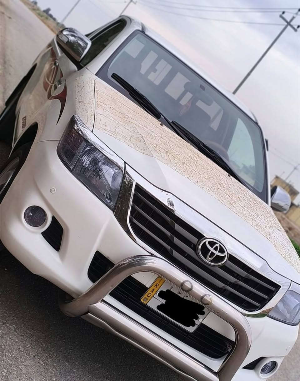 سلام عليكم بيكم فلاونزه 2015 سعودي سياره كفاله عاامه جديده كلش مكفوله من كلشي السياره على وضع الشركة كير ومكينه شركه ماشيه 80الف حقيقي تحول مباشر مشروع وطني سنويه جديده لغاية 2028 السعر 185 وبي مجال للاستفسار الاتصال على الرقم ***********
