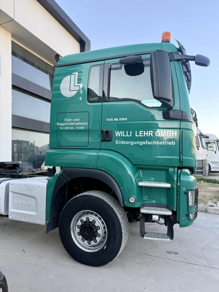 مان دبل اكسل
حجم 500 دبل سوبر 
موديل 2019
فول فول مواصفات
507 الف ماشية سيارة
عنوان كلار 
شركة جواني سردم 
***********
