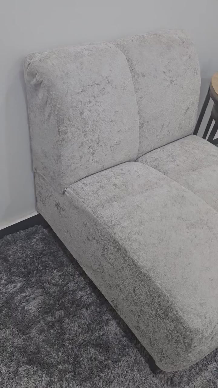 تخم قنفات نظيف جدا استعمال شهر واحد السعر ٣٥٠ 
للاستفسار واتساب ***********
