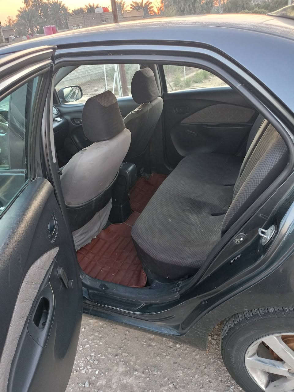 السلام عليكم تيوتا يارس 2007 وارد امريكي رقم بغداد انكليزي هزه وسنويه مانافذه السعر 63 الاتصال***********مكان السياره ديالى بعقوبه
