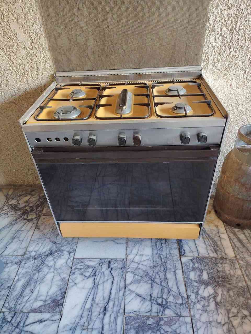 السلام عليكم طباخ عشتار قديم شغال للبيع مكاني بغداد البلديات


**إذا كنت صاحب هذا الإعلان وتريد حذفه لأي سبب، رجاءا أرسل رسالة إلى الدعم الفني**