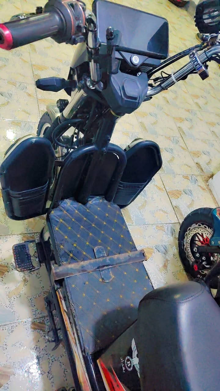 سلام عليكم للبيع موطور جبلي 2024 نضافه 90 ب 100 بطاريات موكلش قويات ع فحص سعره 450 وبي مجال الاستفسار ***********
