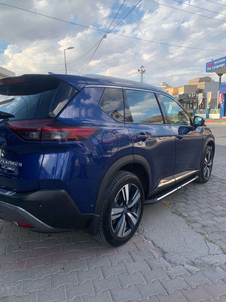نيسان روك 2023 
فول مواصفات  SL awd 
مكينة ثلاثة سلندر 1.5Turbo
38,000 mile 
رقم اربيل سنوية جديدة 
سعر: 148$
جامرلغ وشبر بونيت صبغ بدون دواخل صونر موجود 
*********** واتساب أربيل, العراق

