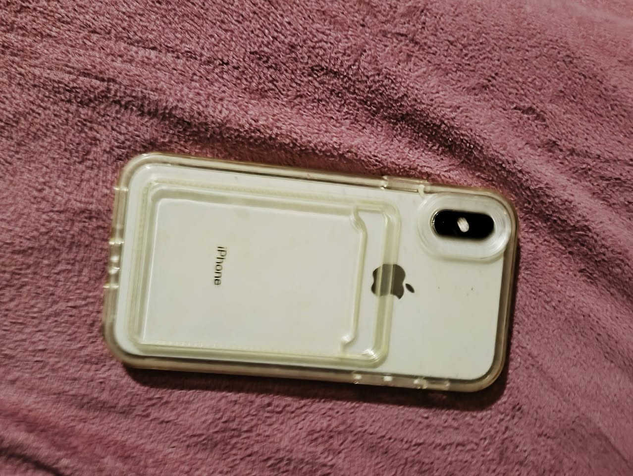 ايفون اكس اس للبيع بطاريه 78/ راح تصير 77 الجهاز ميدل شاشة و النت و البلوتوث عطلان يحتاج تصليح سعر انطي سعر عجبني أبيعك مكاني موصل


**إذا كنت صاحب هذا الإعلان وتريد حذفه لأي سبب، رجاءا أرسل رسالة إلى الدعم الفني**