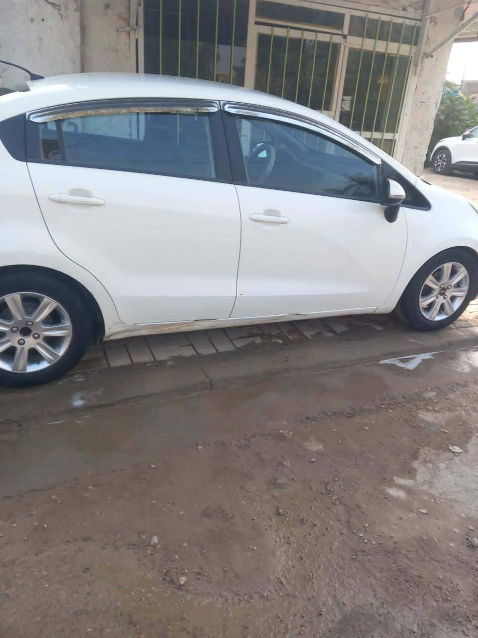 السلام عليكم سياره كيا ريو للبيع الاستفسار  وتواصل ***********
