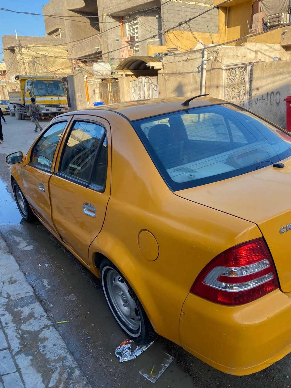 سلام عليكم سيارة جيلي سيكي موديل 2012جاهزة سيارة رقم كركوك كهربائيات شغالة تحكم مري سيارة خير من اللة 
عدسة زنون سعرهة 32وبيهة مجال عنوان سيارة بغداد بلديات 
تحويل ثاني يوم ***********
