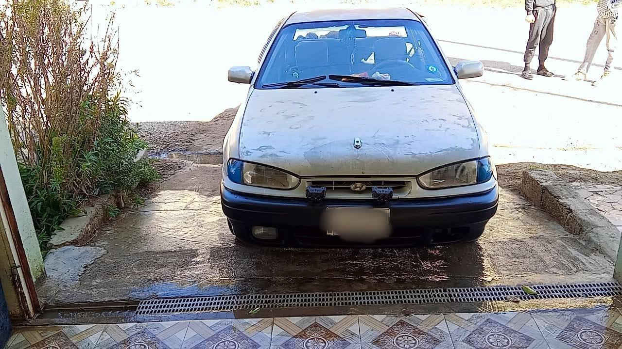 سلام عليكم النتره مديل ٩٣ رقم ديالى بأسمي سياره حلوه بيهه بعض الملاحظات الي موجوده بلصوره نقص بيهه بس مشط ستيرن تبريد شغال مجرد كمبريسر ضعيف اتصال على هذا الرقم *********** معروضه السياره ٣٠ ورقه بيهه مجال قليل حك الجيه
