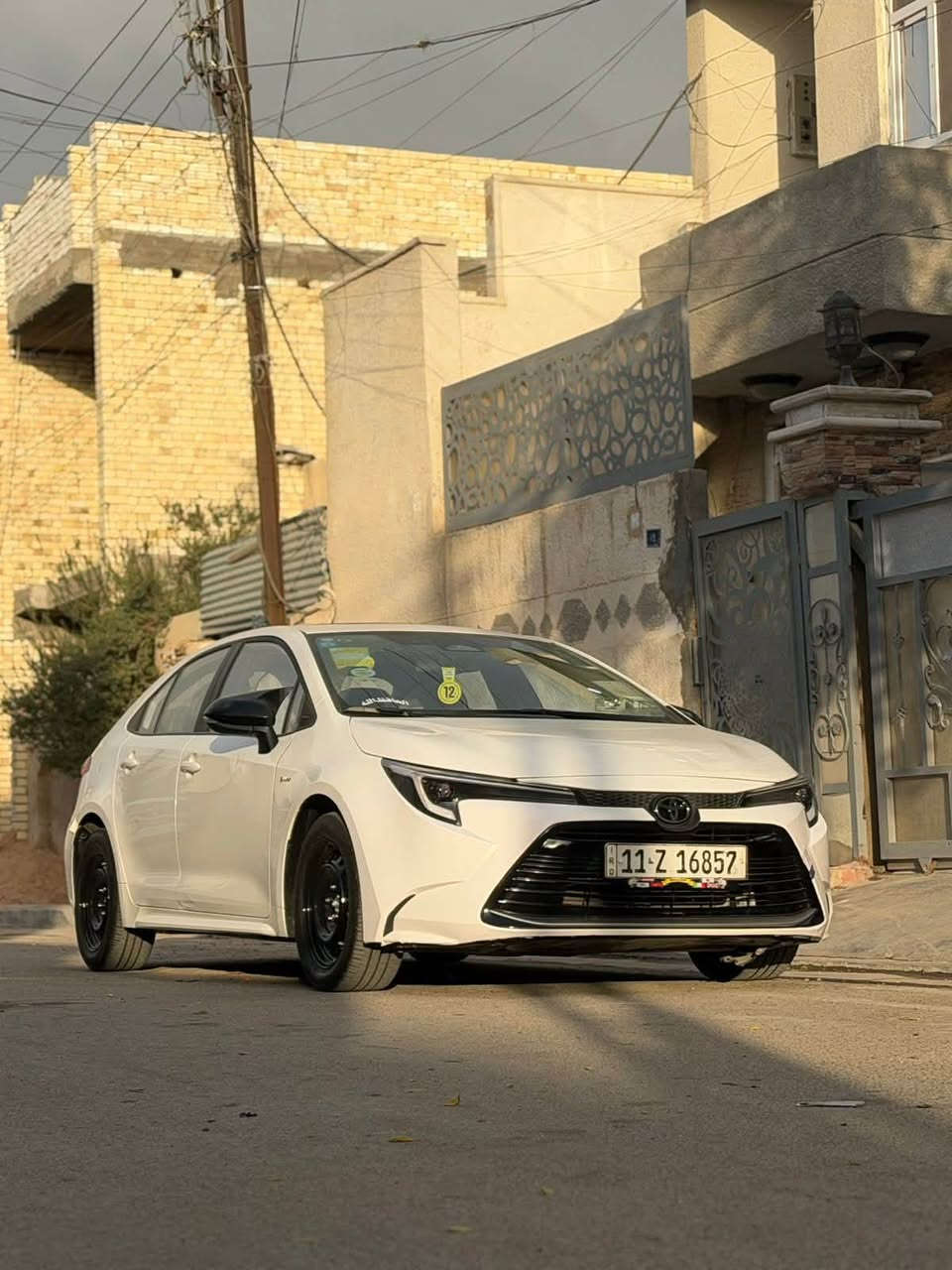 السلام عليكم
للبيع تويوتا كورلا هايبرد 

موديل2025 الشكل الامريكي 👍

ماشيه 34000

سياره جديده بمعنى الكلمه 

ومكفوله 

فول مواصفات 

رقم بغداد تحويل مباشر 

السعر 140

للاتصال ***********

مكان السياره بغداد التراث
