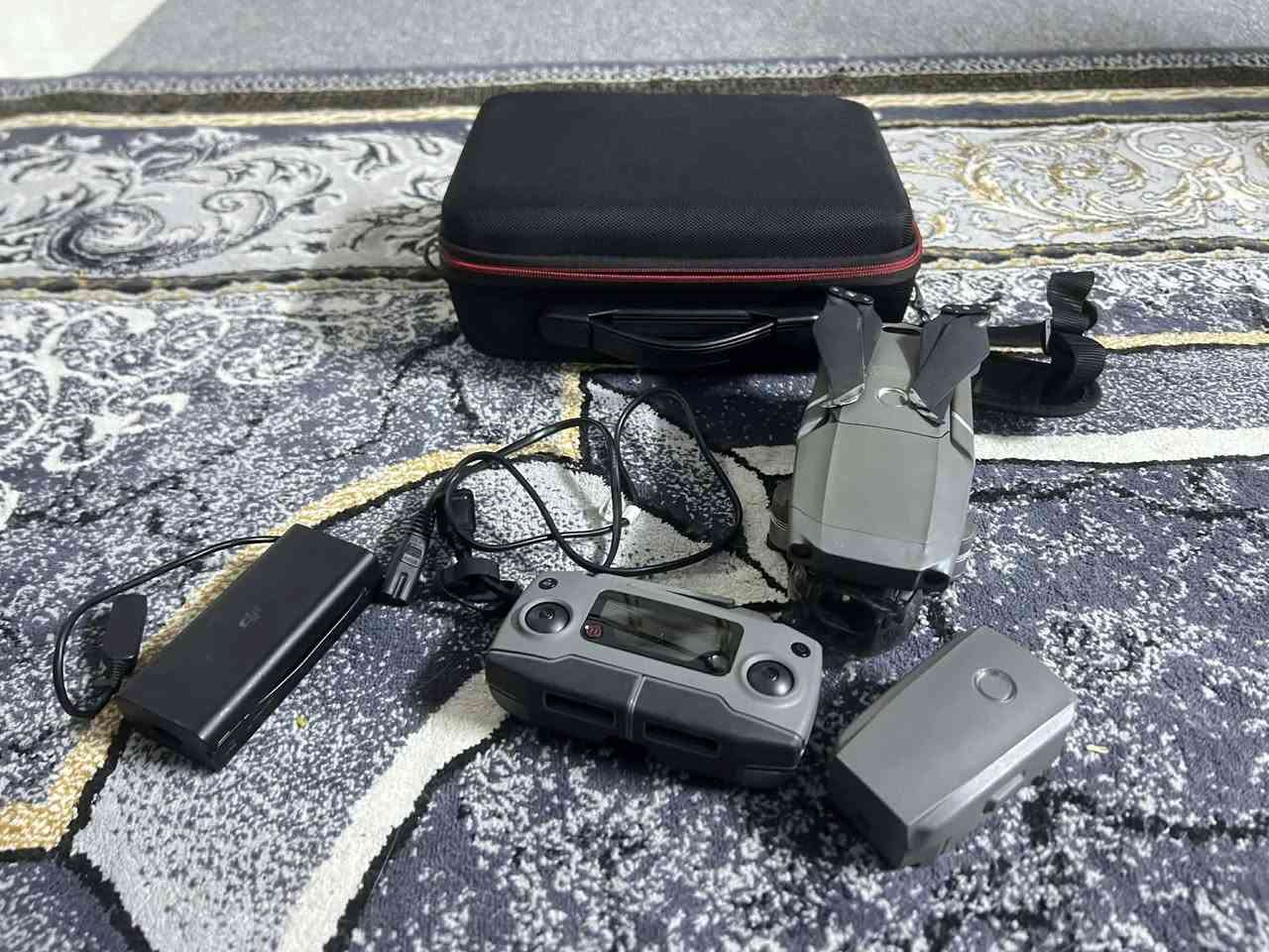 Dji Mavic 2 pro درون 
  إنه نظيف للغاية، بطاريتان ویاها
السعر 650  ألف
التوصيل إلى أربيل فقط


**إذا كنت صاحب هذا الإعلان وتريد حذفه لأي سبب، رجاءا أرسل رسالة إلى الدعم الفني**