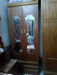 غرفة نوم كاملة • نضيفه • بغداد الحسينية