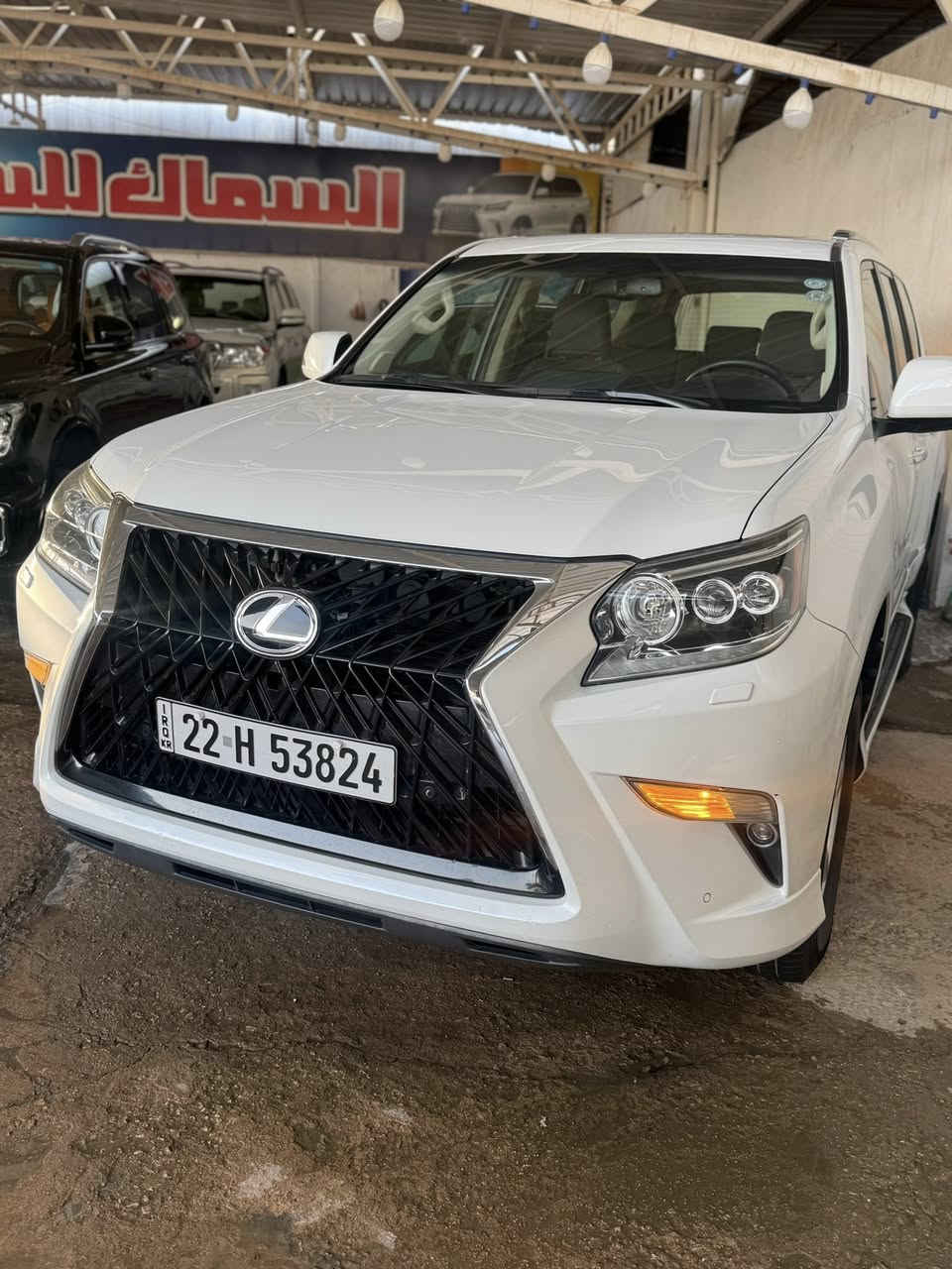 السلام عليكم
لكزز برادو GX 2019
داخل رصاصي
فتحة سقف 
عداد المشي 85000km
رقم اربيل بأسم شركة 
السيارة بيهة سونار

السعر 36000
يعني 3 شدات و60 

مكان السيارة نجف 
رقم صاحب السيارة ‭٠٧٨٠ ٨٤٠ ٢٢٢٨‬
