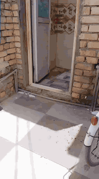 ٠دار للايجار دفاس نزله الوله طابق واحد ويحتوي
عله غرفه فوق
ستفسار ***********
