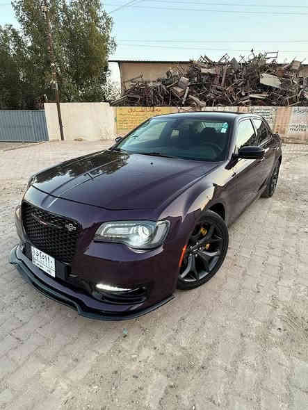 للبیه اوباما كرايسلر 300c 2021 ✅

سعرها ادخل ع رابط https://t.me/carssofiraq/14883

امريكي / كندي موديل 2021 ماشيه 44 ميل رقم بغداد 
محرك 3600 

المواصفات :نظام التشغيل عن بُعد
شاشة كبيرة مع دعم Apple CarPlay
تحكمات كاملة من المقود 
دعامية أمامية “بحجم عريض”
منظومة زينون عدسات LED
ويل عنكبوت 20 إنش (بلادي)
دفلك أمامي وخلفي – بريك مخمس
نظام مراقبة النقطة العمياء (اختياري)
كاميرا خلفية وحساسات ركن
وسائد هوائية أمامية وجانبية وسترية
نظام الثبات الإلكتروني (ESC)
نظام مانع انغلاق المكابح (ABS)
نظام المساعدة على الكبح الطارئ
مراقبة ضغط الإطارات

حالة السيارة : 
 • السيارة نظيفة جداً، لا تحتوي علىى قطره صبغ صبغ 
 • حادث سابق في أمريكا: فقط دعامية أمامية واصبع من الجاملغ عكس السايق مرجع بارد 
 •
للاستفسار على الرقم 

***********
.
.
🚗اعرض سيارتك ع اقوى قناة تلكرام للبيع و شراء سيارات ادخل ع رابط 
👇👇
https://t.me/carssofiraq

