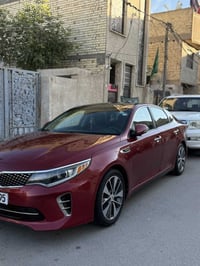 اوبتما ٢٠١٦ سياره مواصفات ١/١ فول  بدون بجم حادثها باب السايق والوره و...