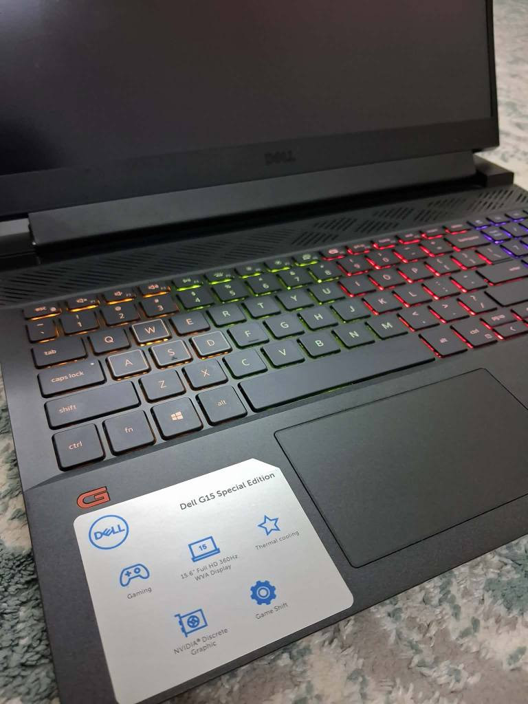 سلام علیکم 
ئەم لاپتۆپە بۆ فرۆشتن 
زۆر خاوێنە و وەک نوێیە لە وێنەکان دیارە 
630$
DELL G15 SPECIAL EDITION 
Core i7 gen 11 H 
RAM 16GB DDR4 3200
HARD 1TB NVME SK 
RTX 3060 6GB 130WATT🔥
15.6 360 HZ🔥 WVA 
KEYBOARD RGB 
99% clean أربيل, العراق


**إذا كنت صاحب هذا الإعلان وتريد حذفه لأي سبب، رجاءا أرسل رسالة إلى الدعم الفني**