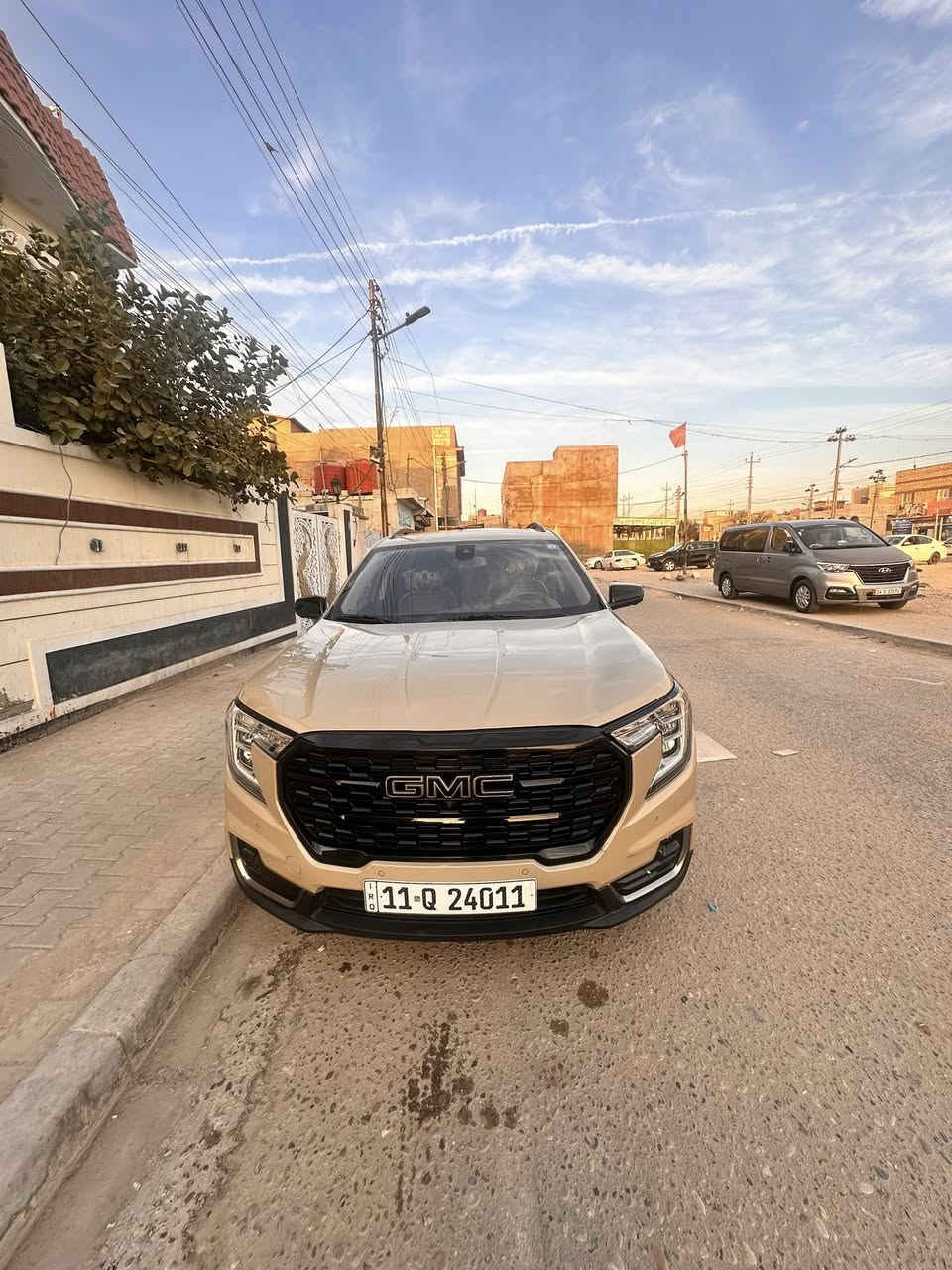 𝐆𝐌𝐂 𝐓𝐄𝐑𝐑𝐀𝐈𝐀 -2023- AT4

‎جي ام سي تيران AT4 موديل : 2023

‎اللوان : صحراوي مميز. 
  KMعداد المسافة :55 الف

‎حجم المحرك : 1.5L TURBO (4،سلندر)

ملاحظة: رقم الشاصي 
3GKALYEG4PL143003
ايرباك فقط دركة 
حرة مشروع وطني رقم بغداد تحويل ثاني يوم

‎المصفات : AT4
 
‎فول فول مواصفات 𝟏/𝟏

‎داخل اسود جلد
‎فتحة سقف بانورما
‎داتــــاشــــو
‎شـــاشـــة الكتـــرونـــي 
‎بصمة تشغيل
‎ابواب بصمة
‎تشغيل عن بعد (𝐑𝐄𝐌𝐎𝐓𝐄 𝐒𝐓𝐀𝐑𝐓)
‎شحن وايـــر لـــيس 
‎شاشة دشبول ديجيتال
‎سستم سماعات (𝐁𝐎𝐒𝐄)
‎كامـــيرا
‎هاند بريك بصمة
‎اوتو هولد (𝐀𝐔𝐓𝐎 𝐇𝐎𝐋𝐃)
‎اوتو ستارت (𝐀𝐔𝐓𝐎 𝐒𝐓𝐀𝐑𝐃)
‎اوتو ستوب (𝐀𝐔𝐓𝐎 𝐒𝐓𝐎𝐏)
‎رادار°𝟑𝟔𝟎
‎رادار امامي (تحديد مسار)
‎رادار جانبي  (نقاط عمياء)
‎رادار خلفي (التحذير من الاصطدام)
‎حساسات°𝟑𝟔𝟎
‎حساسات امامي
‎حساسات جانبي 
‎حساسات خلفي 
‎نظام : 𝐄𝐂𝐎
‎نظام : 𝐍𝐎𝐑𝐌𝐀𝐋
‎نظام : 𝐒𝐏𝐎𝐑𝐓
‎كشنات جلد 
‎كشنات كهربائي
‎كشنات خزن+ميموري 
‎كشنات هيتر
‎تحكمات استيرن 
‎استيرن هيتر
‎تبريد مركزي 
‎فورويل (𝐀𝐖𝐃)
‎لايتات 𝐋𝐄𝐃 ليد عدسة زينون بيلادي
‎بيلاجكتور 𝐋𝐄𝐃 ليد بيلادي
‎بكلايتات 𝐋𝐄𝐃 ليد بيلادي
‎ويل كروم

‎وبعد هواية مواصفات …

‎‏ ‎تفاصيل اكثر الاتصال علی ارقام التاليه 

‎‏ WhatsApp 
غير متواجد بالفيس🤍
☎️***********

‎عنوان📍البصرة
