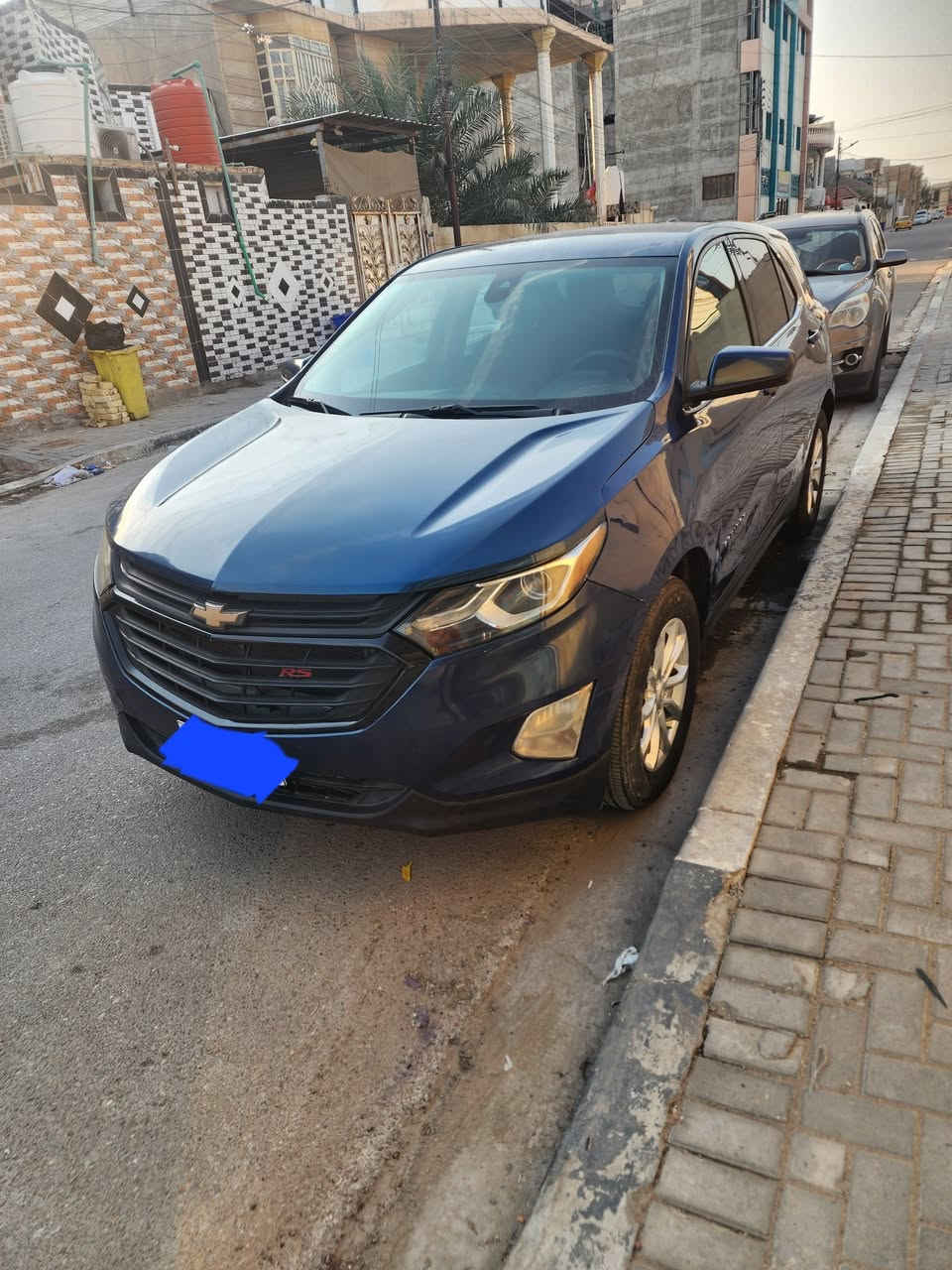 السلام عليكم كوينكس 2020 رقم بصره سنويه 28 السياره LT محرك كير كفاله حداديه جديده تخم تير جديد السياره ماشيه 97 الف مو ميل جاهزه من كلشي ضربتها مال امريكا بنيد من الامام وصاربيه ضربه بداير الخلفي ونصبغ من الباب الخلفي وبيه طخات خفيفه وبارد السعر 108 مجال قليل مكاني البصره ***********
