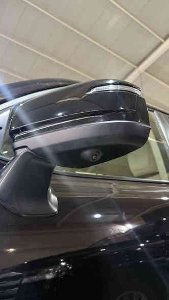 السلام عليكم 
 لاندكروز 2024 ليمتد 
مغلفة نانو سيراميك 
مكفولة كفالة عامة 
بصمة 
فتحة 
بصمات ابواب 
تشغيل عن. بعد 
كراسي تبريد 
4 كامرات 
ستوب لايت خلفي 
كراسي كهرباء 
لحاية 
شاشات 3 + سماعات 
داخل صاج
صندوك كهرباء 
7 اراكب 
تحكمات ستيرن 
سايد بريك دكمة 
شاحن لا سلكي 
ماشية 34 الف 

السعر : 69،500 وبيها مجال 

***********
