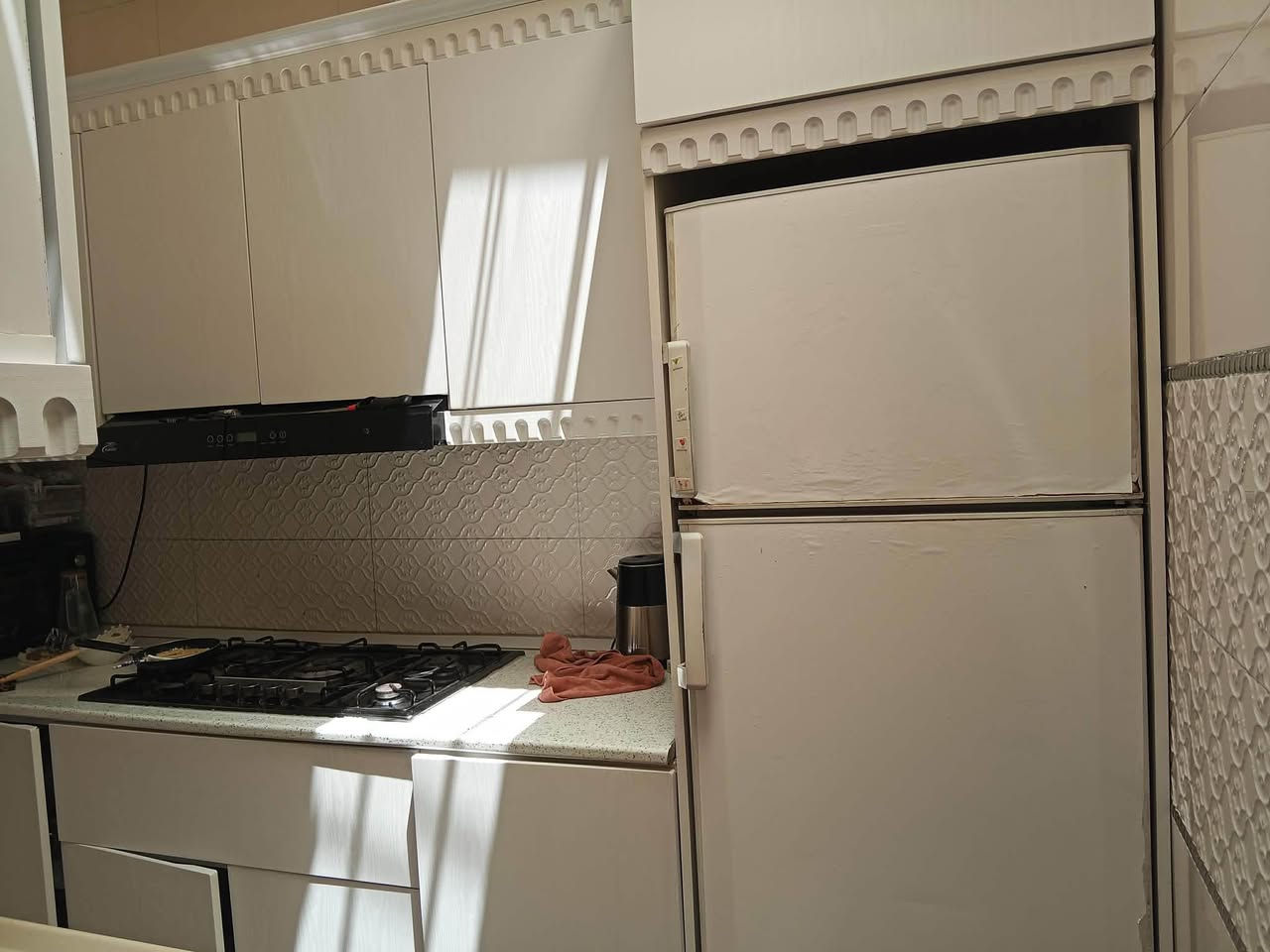 قیاسی لەسەر وینەکەیە ناونیشانیشی تەق تەقە أربيل, العراق


**إذا كنت صاحب هذا الإعلان وتريد حذفه لأي سبب، رجاءا أرسل رسالة إلى الدعم الفني**