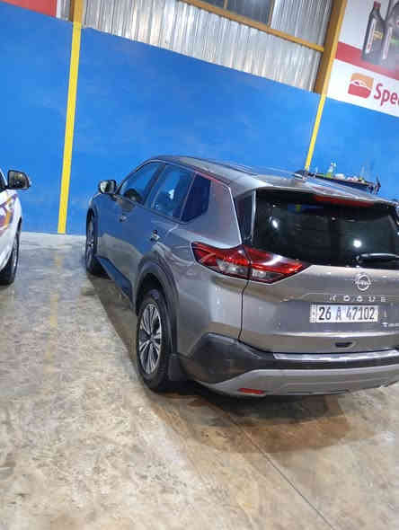 نيسان روج SV2023 للبيع او امراوس صلاح الدين دولي 2030السنويه ماشيه 80مايل السعر 168،$ا
هاند بريك بصمه 
بدون صبغ بارد فقط بلونيد
نقطه عمياء 
اشارة ترحيب
كشن كهربائي
خمس وضعيات قياده
كير طياره 
3بستم تيربو انطلاقيه تخبل
عزل فول سياره نظيفه 
توقف ذاتي عل خلف والامام 
شاشه كار بلي 
فور ويل 
شفتات بلستيرن 
اوتو ستارت 
رادار مسار خط وبعد بيها مواصفات 
المكان بيجي حي المصافي ***********
