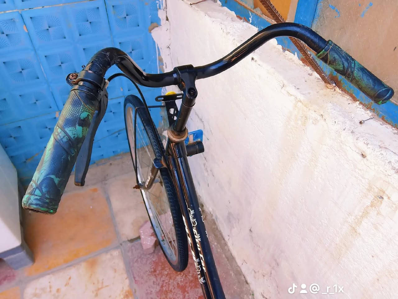 سلام عليكم بايسكل بناتي للبيع لون اسود🖤حجم26 جديد ونضيف عوزة فقط جاملغ امامي السعر 75والجمبزة ويا مكان ناصريه حي شهداء


**إذا كنت صاحب هذا الإعلان وتريد حذفه لأي سبب، رجاءا أرسل رسالة إلى الدعم الفني**