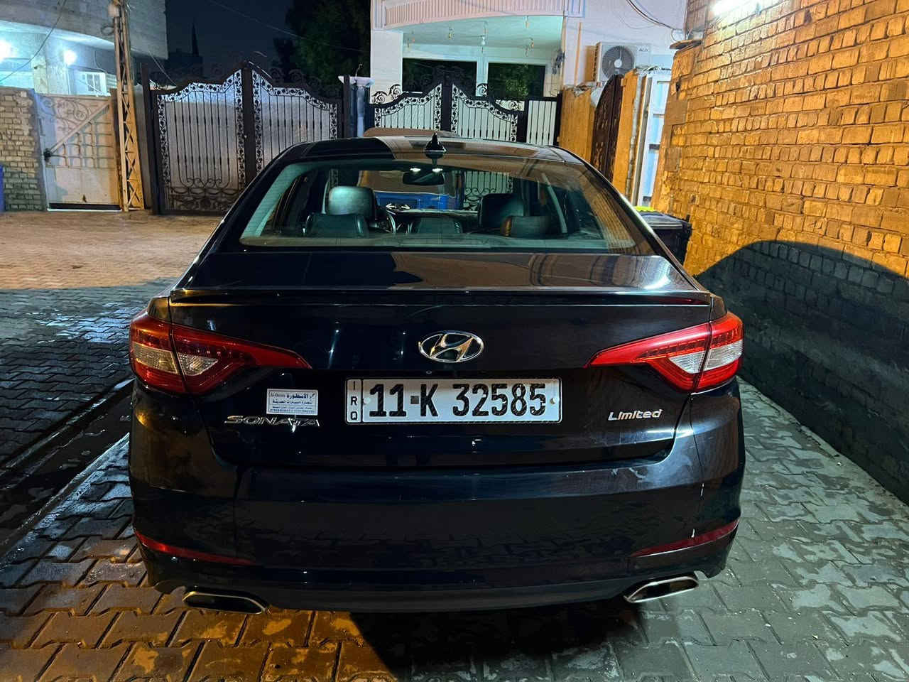 السلام عليكم سوناتا أمريكي 2015 فول*********** الفول Vip حادث فقط بنيد مبدل وبيهة شوية صبغ بجاملغ خلفي بدون ايرباكات محرك 2400gdi كير محرك صدر تايرات تبريد كلة كفالة جديد مواصفات السيارة معروفة كشنات جلد تبريد تدفئة كهرباء داخل صاج هيتر ستيرن كشن خزن بصمة تشغيل أبواب الصندوك ذكي لدات امامية خلفية بانوراما اشارة بلمري وبعد اكو مواصفات السيارة متعوب عليهة بدون نواقص السيارة احلى من الصور 
ماشية 114ميل 
مكان الزعفرانية شارع المعهد 
السعر 135$وبيهة مجال 
***********
