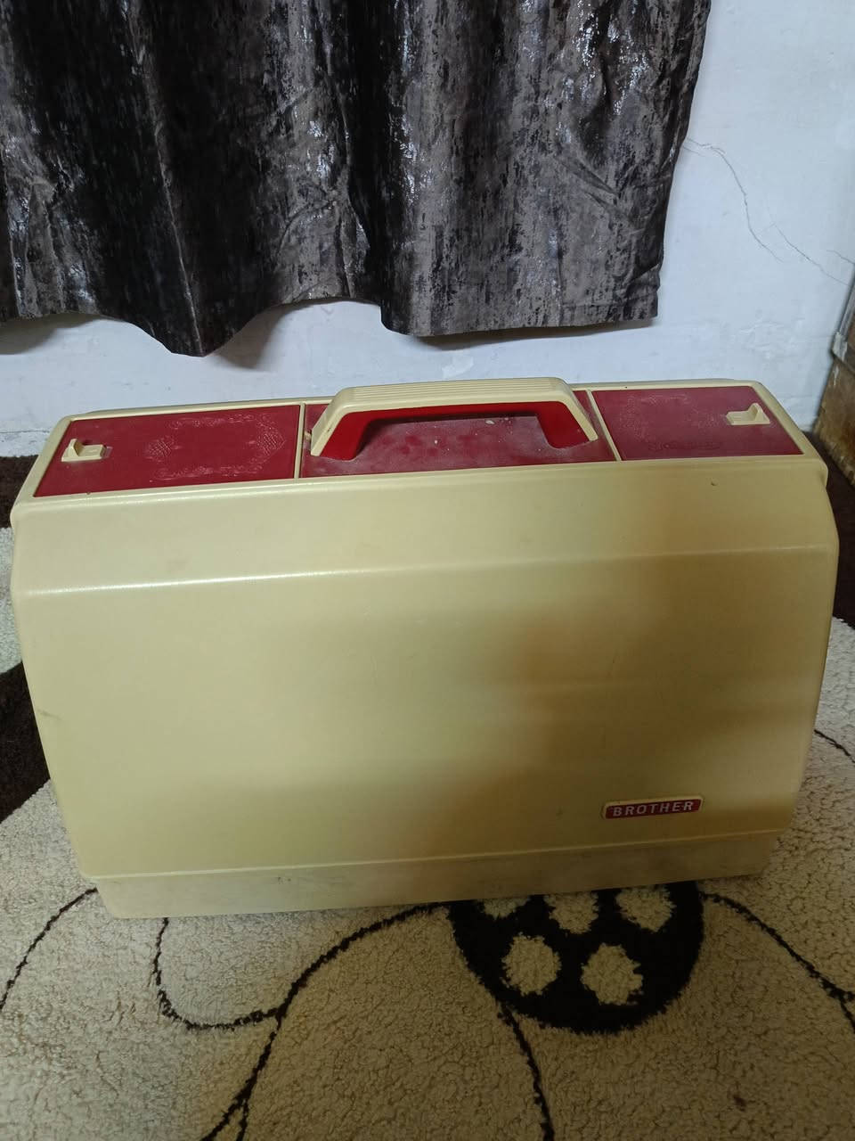 السلام عليكم مكينة برذر مال موسسة السعر 150.    ***********
