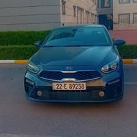 كيا فورتي للبيع  موديل ٢١ ..  سيارة نظيفة  بدون ايرباكً كل ايرباكاتها ...
