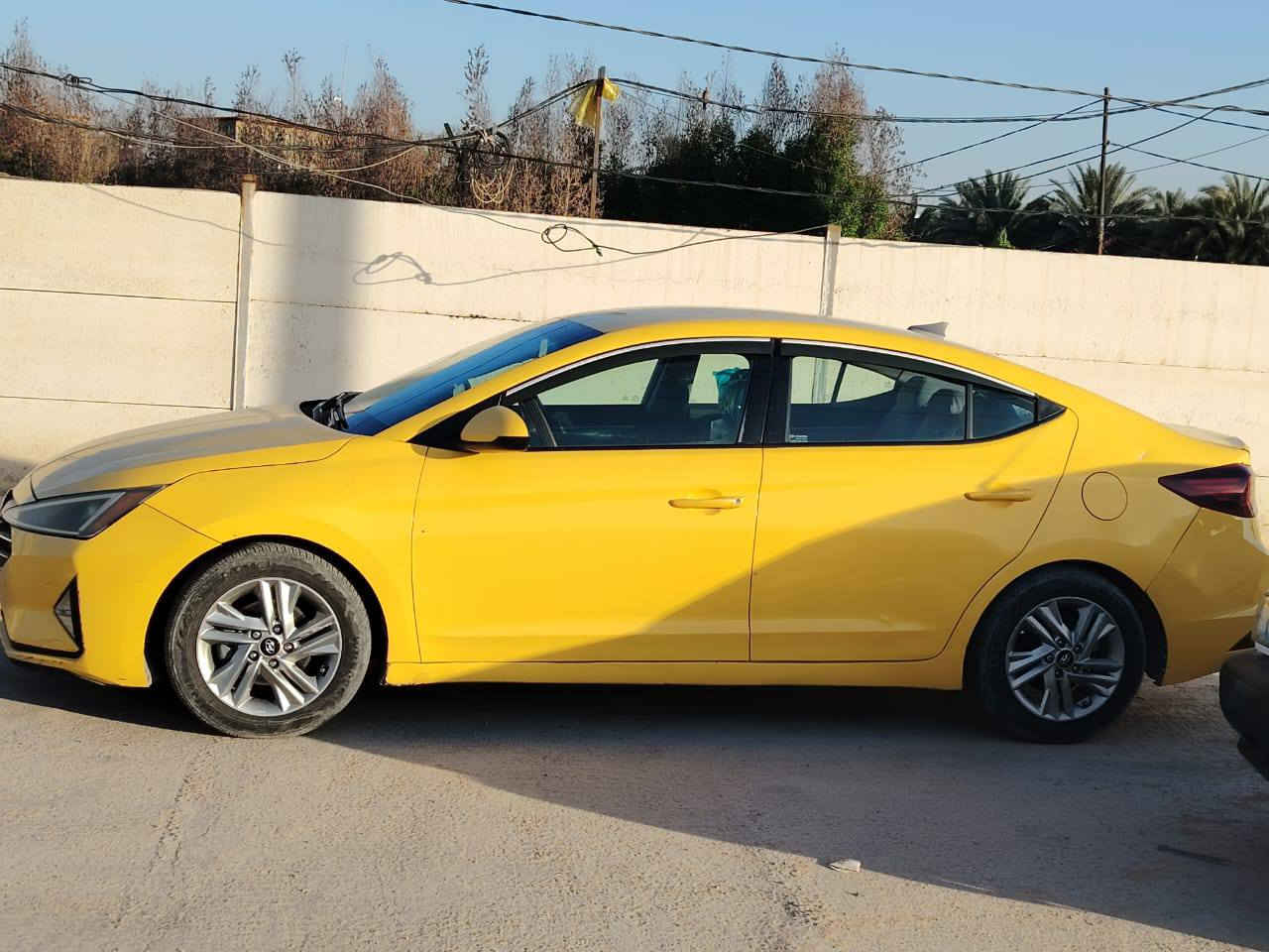 السلام عليكم ساره الانترا 2020نضيفه حادثه جاملغ وباب السائق نص فول السياره مكانه كربلاء سياره حلوه بدون دواخل ماشيه 80الف وارد امريكي رقم ***********
***********
