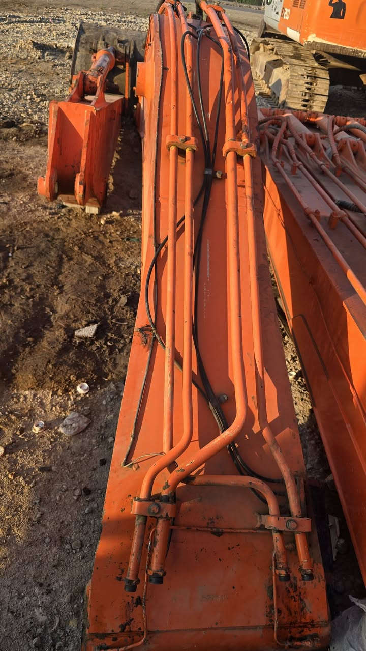 السلام عليكم للبيع جب قياسي زت ثري مكفول من صبغ وفطر كامل جكات وكيله 
العنوان واسط العزيزيه الشارع العام محلات بيت الزهلول الأدوات الاحتياطيه للحفارات الهيتاشي الاتصال حجي واثق 

***********
