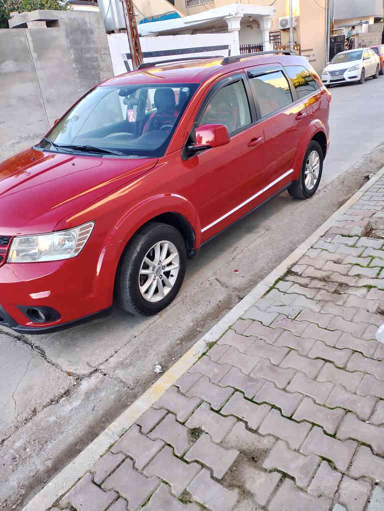 سلام عليكم دوج جورني موديل 2017 رقم سليمانيه السنويه والرقم جديد لحد 2030 شرط التحويل والوكاله وبيها دفتر بانزين السياره بصمه وشاشه جبيره وسبعه راكب تبريد 3 قطع والمحرك 6 سلندر مابيها اي عيب  ضرر السياره  جامرلغ  وباب  بدون دواخل بدون ارباك سعر السياره 138 وبيها مجال عنواني كركوك للستفسار *********** كركوك, العراق
