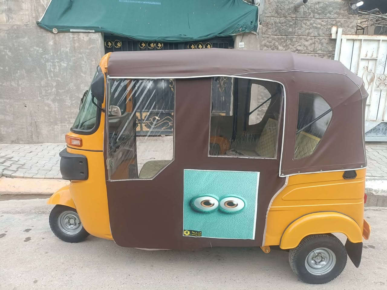 السلام عليكم تكتك للبيع موديل 21رقم انكليزي بغداد باقي على استلام اللوحات مشروع وطني تخم تاير البارحه شاده مكينه لاتنقيص ولاتبخير اكسل خير من الله للاتصال على بكاني ديالى بعقوبة ***********
