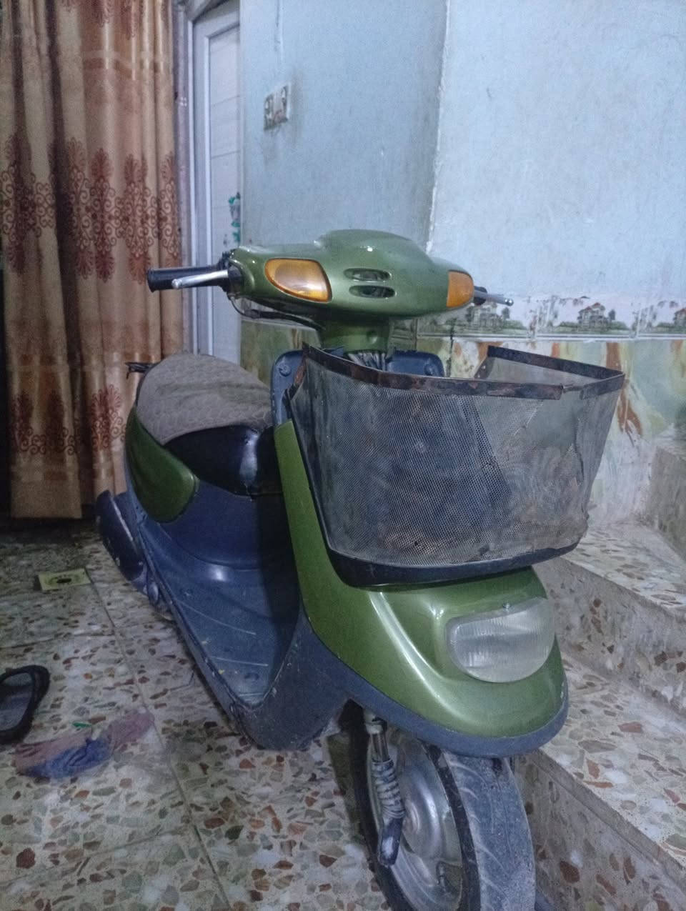 دراجه منغولي للبيع ما نقصها اي شيء السعر 300 وبيه مجال رقم ***********
