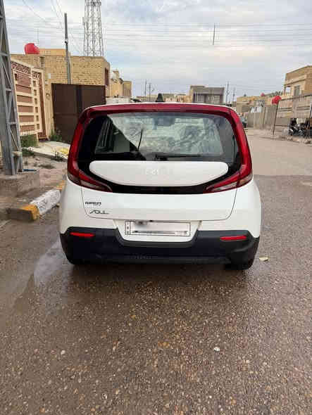 السلام عليكم 
كيا سول موديل ٢٠٢٢ 
رقم بغداد بأسمي 
ماشية ٤٣٠٠٠
حادث باب السائق مبدل فقط 
سيارة مدوشمة ارضية وكشنات 
جاهزة خالية من النقص 
السعر: ١٦٢ 
الرقم: ***********
